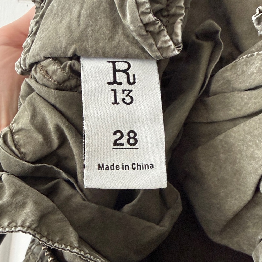R13 Wide Leg Cargo Pants in GD Olive 28- Small Hole - Picture 12 of 16